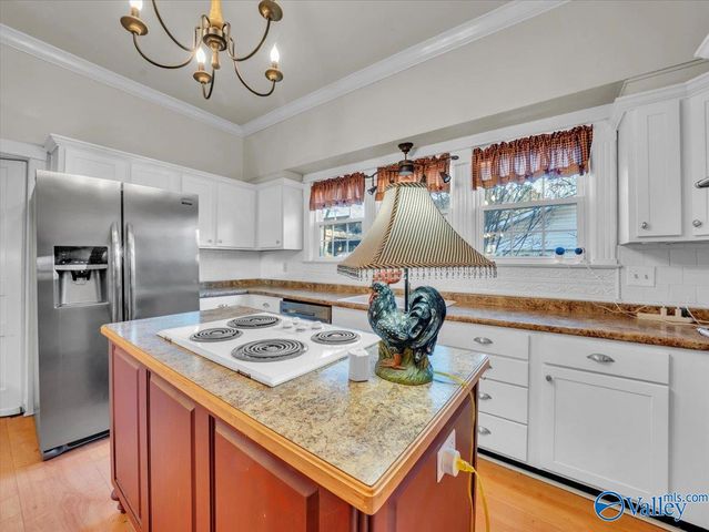 607 S Market Street, Scottsboro, AL 35768