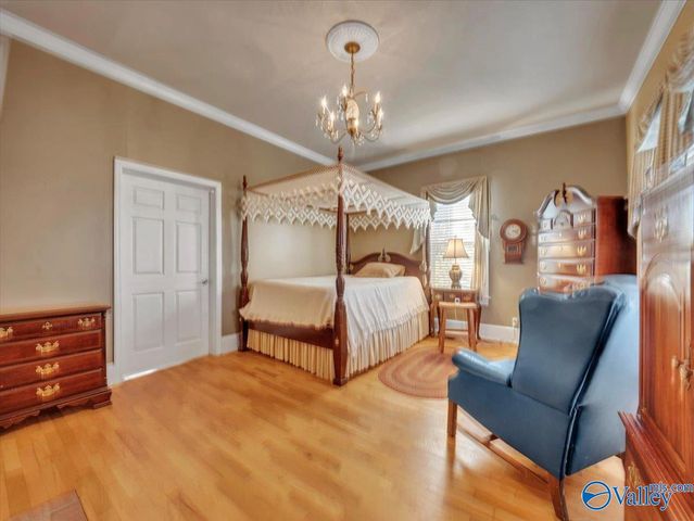 607 S Market Street, Scottsboro, AL 35768