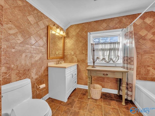 607 S Market Street, Scottsboro, AL 35768