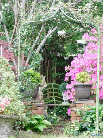 607 S Market Street, Scottsboro, AL 35768