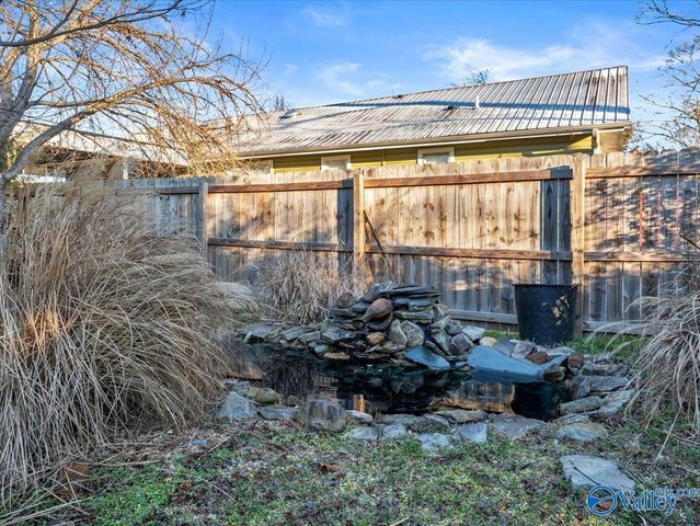 607 S Market Street, Scottsboro, AL 35768