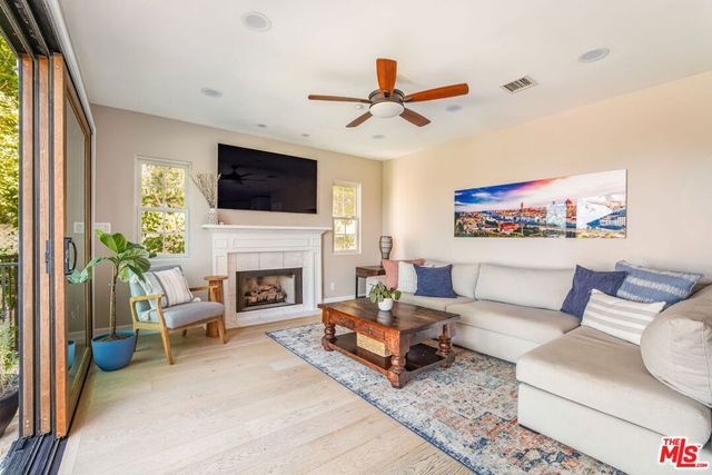 3942 Glenridge Drive, Sherman Oaks, CA 91423