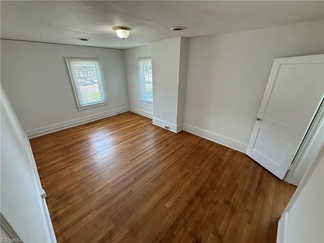 1525 W First Street, Winston-salem, NC 27101