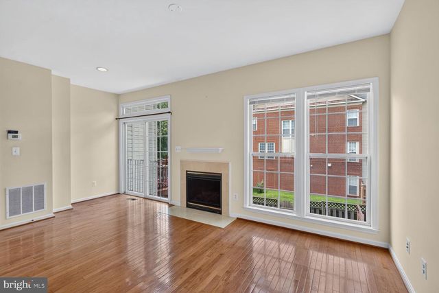 21929 BAYARD TER, Broadlands, VA 20148