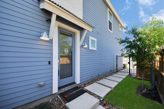 1045 Glen Avenue, Houston, TX 77088