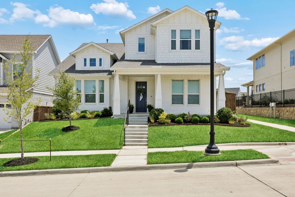 14329 Overlook Park Drive, Fort Worth, TX 76008