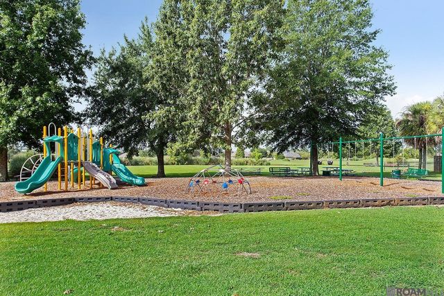 6112 Royal Palms Ct, Gonzales, LA 70737
