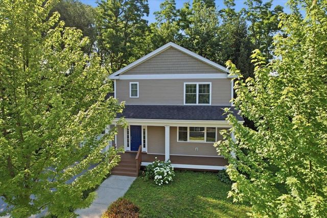 25 Staniford Farm Road, Burlington, VT 05408