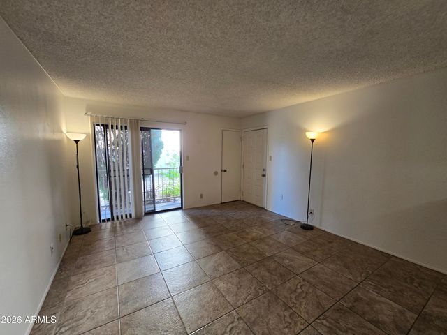 1111 E UNIVERSITY Drive 102, Tempe, AZ 85288