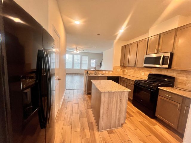 23431 Breckenridge Dale Lane, Spring, TX 77373