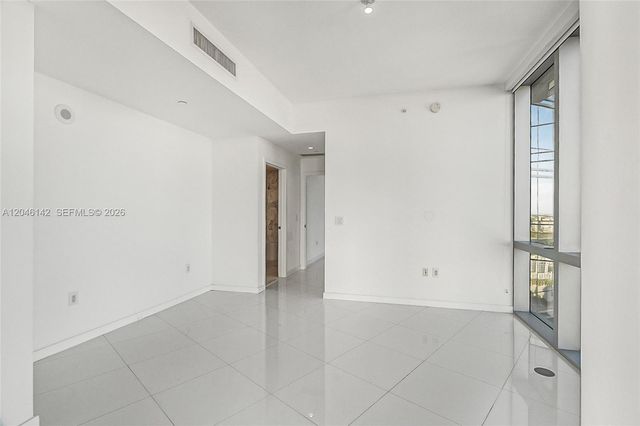 851 NE 1st Avenue 2802, Miami, FL 33132