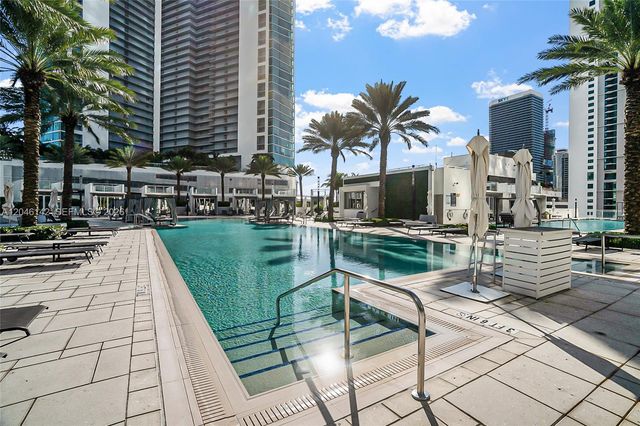 851 NE 1st Avenue 2802, Miami, FL 33132