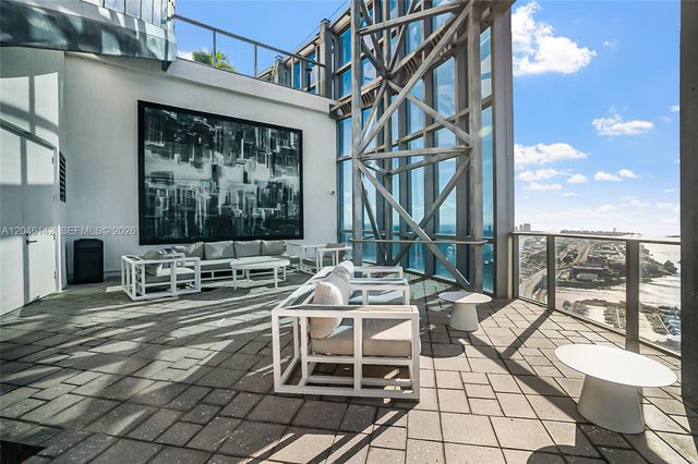 851 NE 1st Avenue 2802, Miami, FL 33132