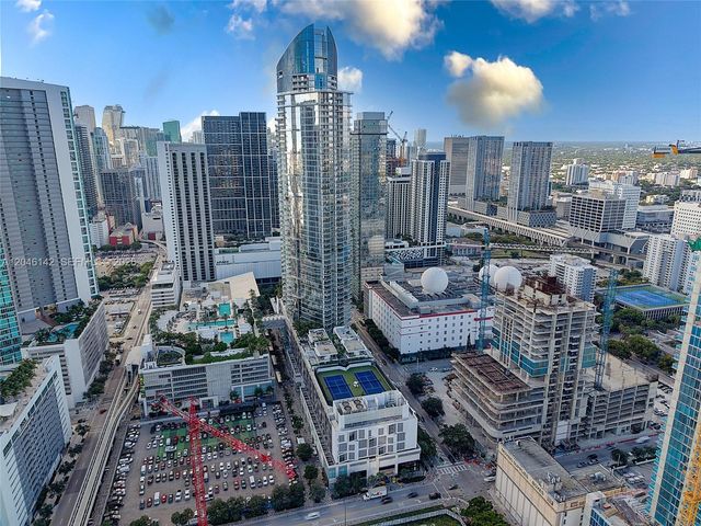 851 NE 1st Avenue 2802, Miami, FL 33132