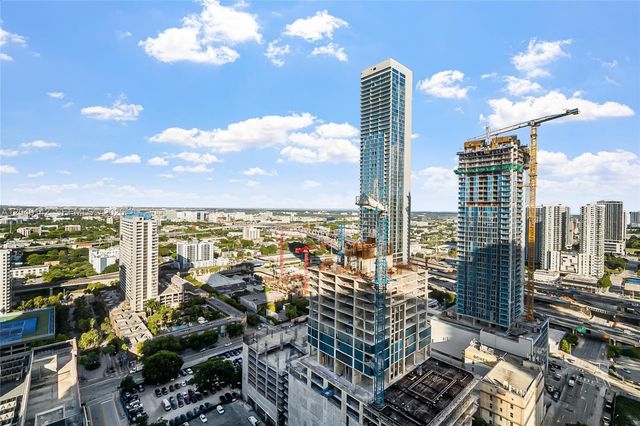 851 NE 1st Avenue 2802, Miami, FL 33132