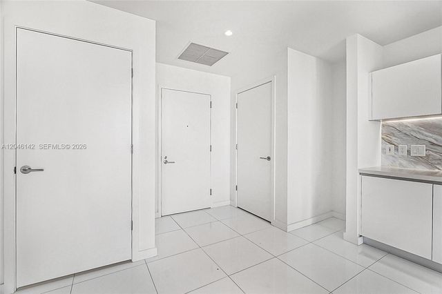 851 NE 1st Avenue 2802, Miami, FL 33132