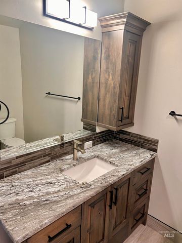 2264 Detweiler Pl., Twin Falls, ID 83301