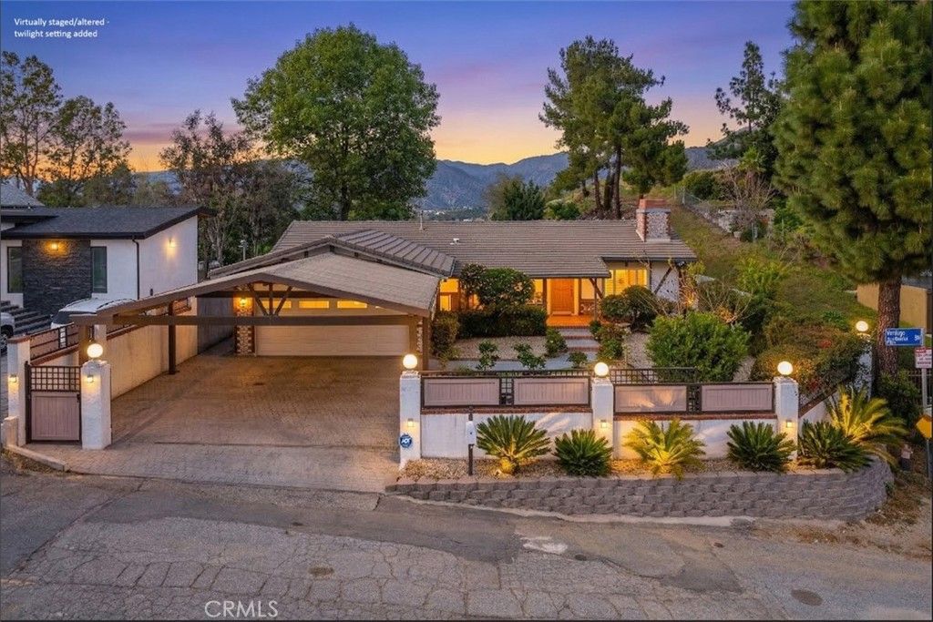 Image 1 of property listing at 7305 Verdugo Crestline, Tujunga, CA 91042