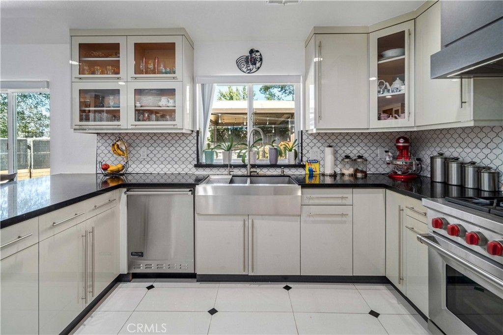 Image 17 of property listing at 7305 Verdugo Crestline, Tujunga, CA 91042