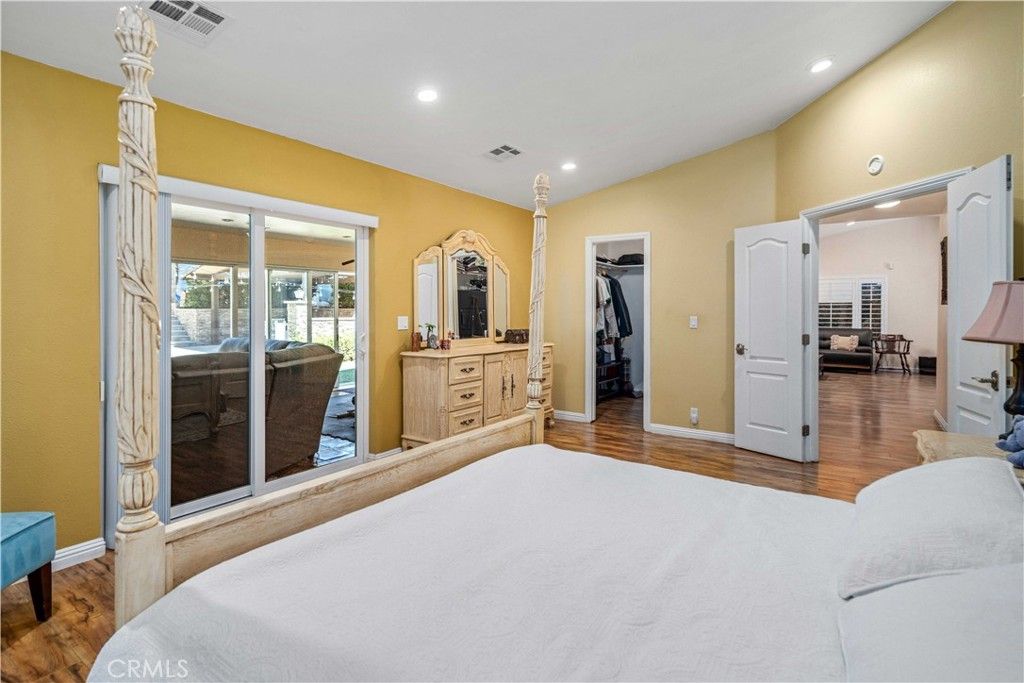 Image 24 of property listing at 7305 Verdugo Crestline, Tujunga, CA 91042