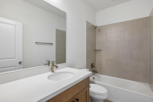 253 Prickly Poppy LOOP, Kyle, TX 78640