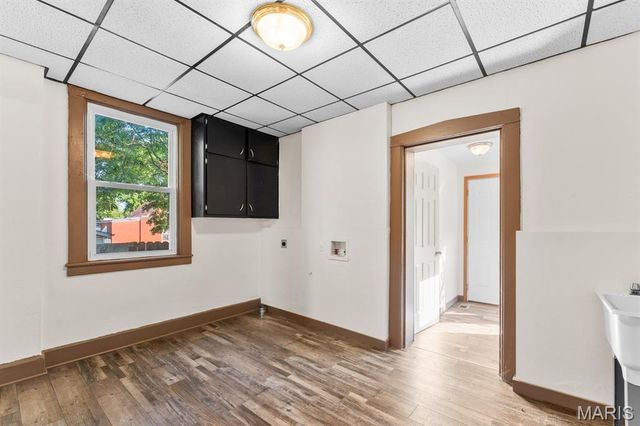 105 S 8th Street, Belleville, IL 62220