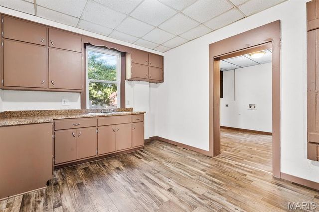 105 S 8th Street, Belleville, IL 62220