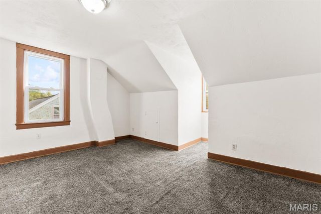 105 S 8th Street, Belleville, IL 62220