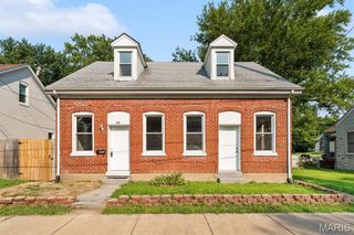 105 S 8th Street, Belleville, IL 62220