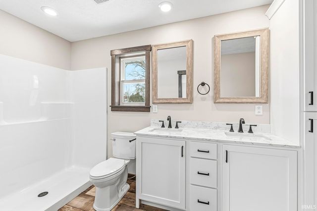 54555 County Road 1, Elkhart, IN 46514