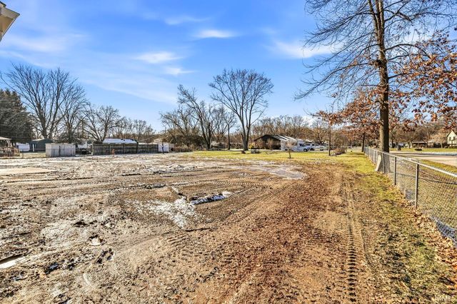 54555 County Road 1, Elkhart, IN 46514