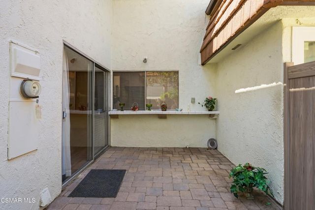 10432 Larwin Avenue, Chatsworth, CA 91311