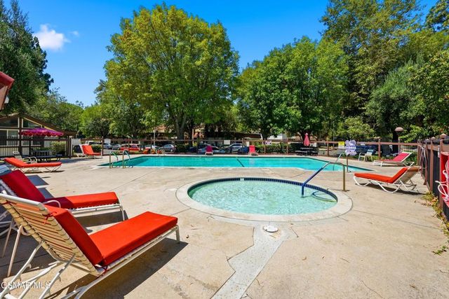 10432 Larwin Avenue, Chatsworth, CA 91311