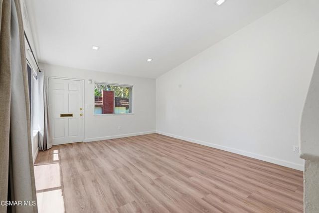 10432 Larwin Avenue, Chatsworth, CA 91311