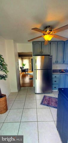 211 LAKE RD, Pasadena, MD 21122