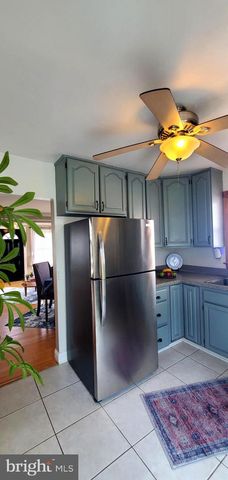 211 LAKE RD, Pasadena, MD 21122