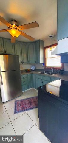 211 LAKE RD, Pasadena, MD 21122