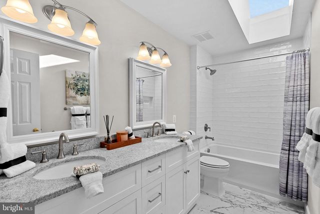 5 GRISWOLD CT, Sterling, VA 20165