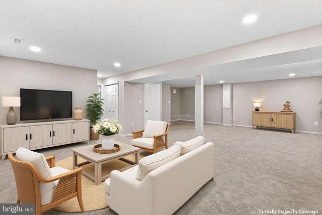 5 GRISWOLD CT, Sterling, VA 20165