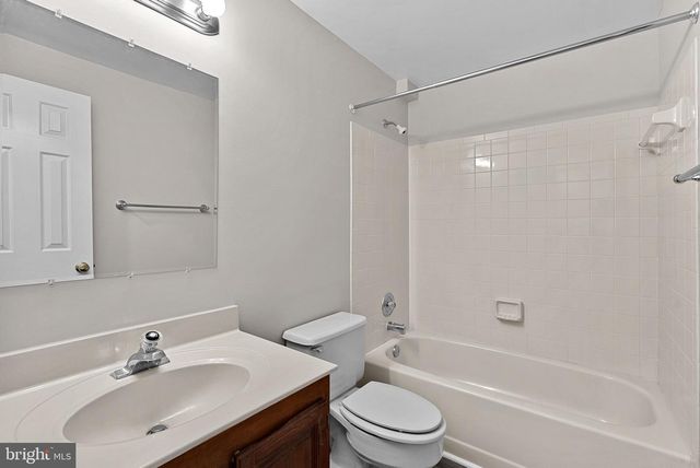 5 GRISWOLD CT, Sterling, VA 20165