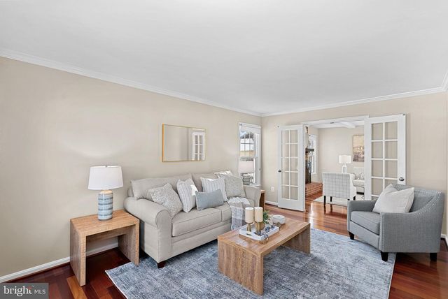 5 GRISWOLD CT, Sterling, VA 20165