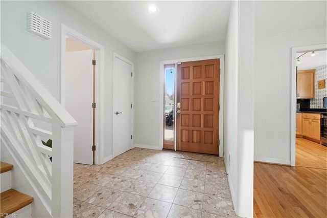 211 86th ST F, Virginia Beach, VA 23451