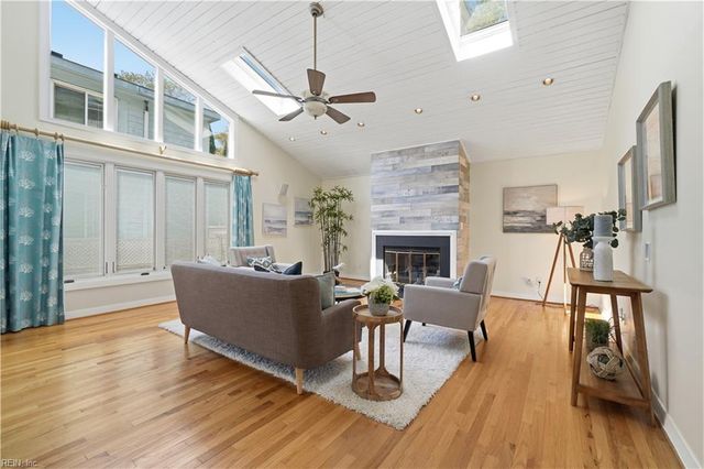 211 86th ST F, Virginia Beach, VA 23451