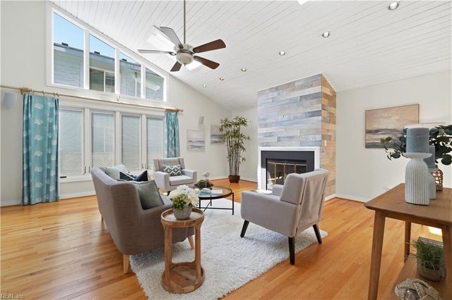 211 86th ST F, Virginia Beach, VA 23451