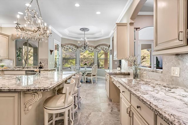 21844 Fairway Oaks Lane, Friant, CA 93626