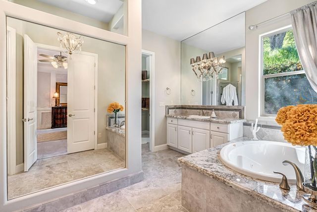 21844 Fairway Oaks Lane, Friant, CA 93626