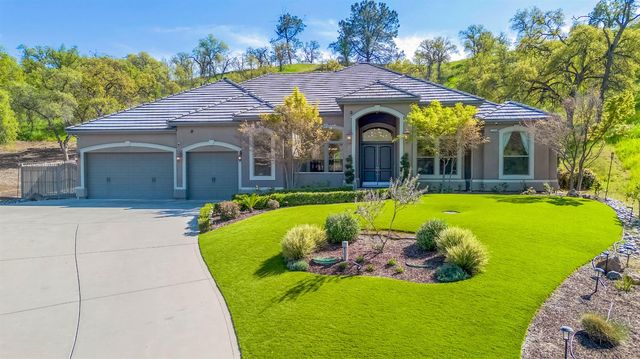 21844 Fairway Oaks Lane, Friant, CA 93626