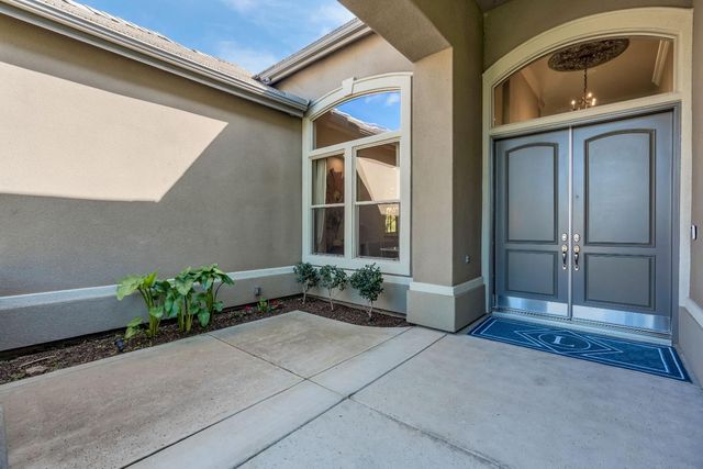 21844 Fairway Oaks Lane, Friant, CA 93626