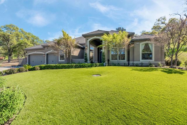 21844 Fairway Oaks Lane, Friant, CA 93626