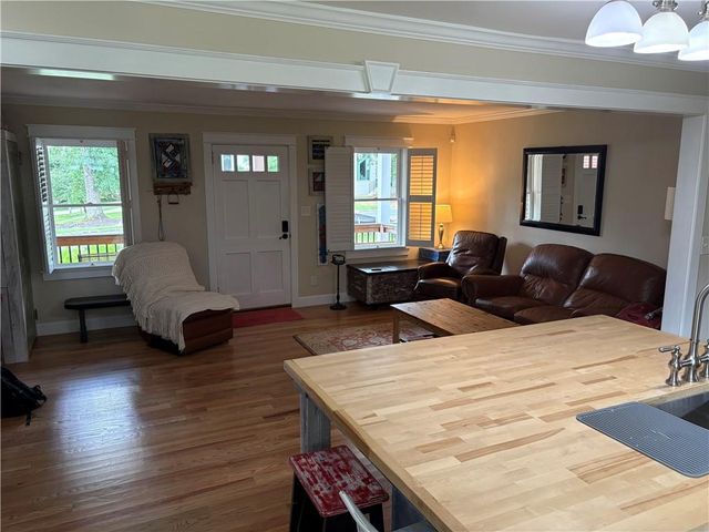 1232 Kingsley Circle NE, Atlanta, GA 30324